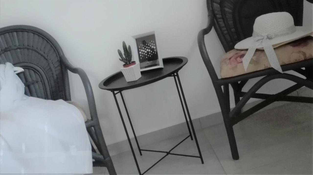 New Sea Escape Boutique Apt-Agii Aposto Li Beach Ханя Екстериор снимка