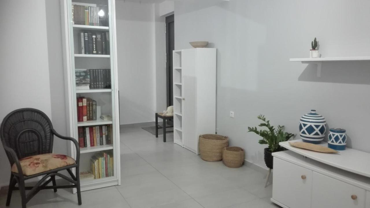 New Sea Escape Boutique Apt-Agii Aposto Li Beach Ханя Екстериор снимка