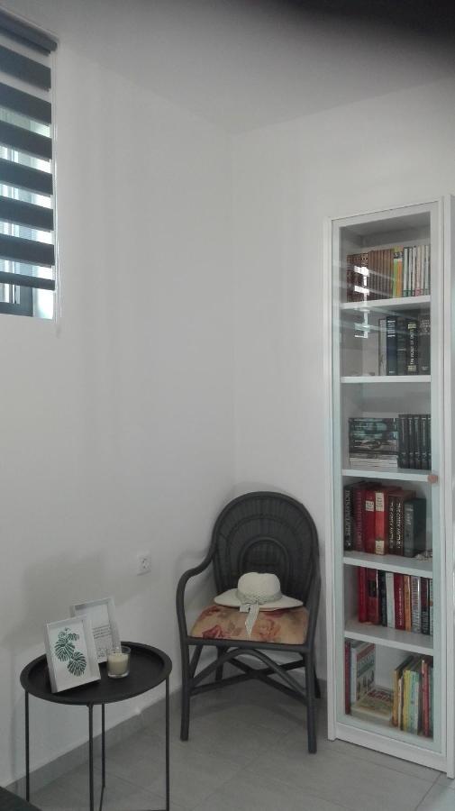 New Sea Escape Boutique Apt-Agii Aposto Li Beach Ханя Екстериор снимка
