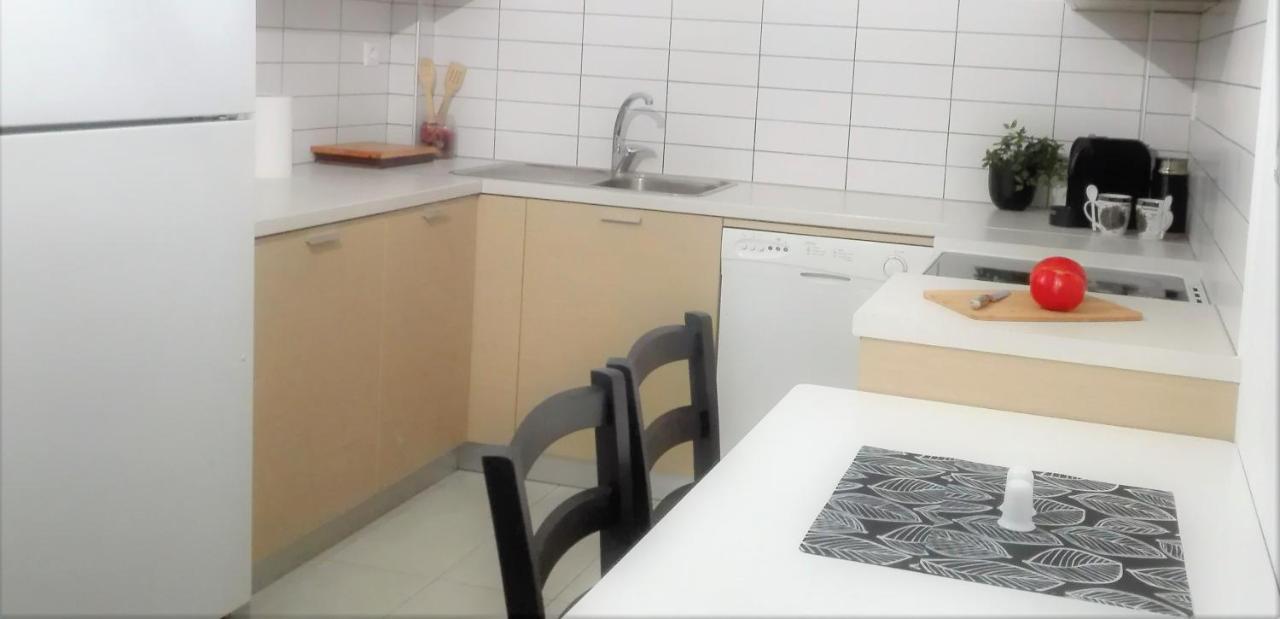 New Sea Escape Boutique Apt-Agii Aposto Li Beach Ханя Екстериор снимка